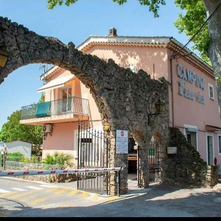 Mobil Home L'Eau Vive Les Arcs-sur-Argens Buitenkant foto